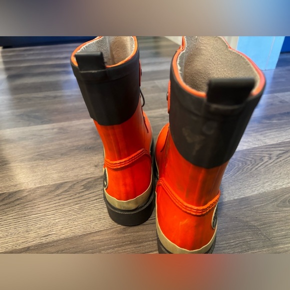 Timberland women’s ' Orange Waterproof Boots size 8 fall winter durable bright - Picture 11 of 14